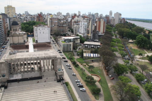 Rosario vanaf de mirador van het Monumento a la bandera nacional in Rosario, Argentinië