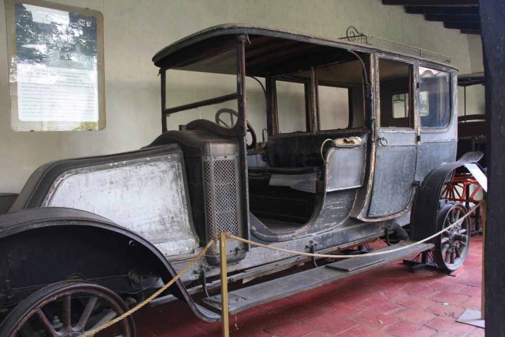 Limousine in het Cabildo van Salta, Argentinië