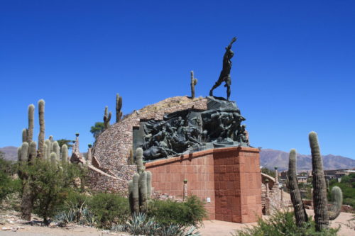 Monument ter ere van de helden van de onafhankelijkheidsstrijd in Humahuaca, Argentinië