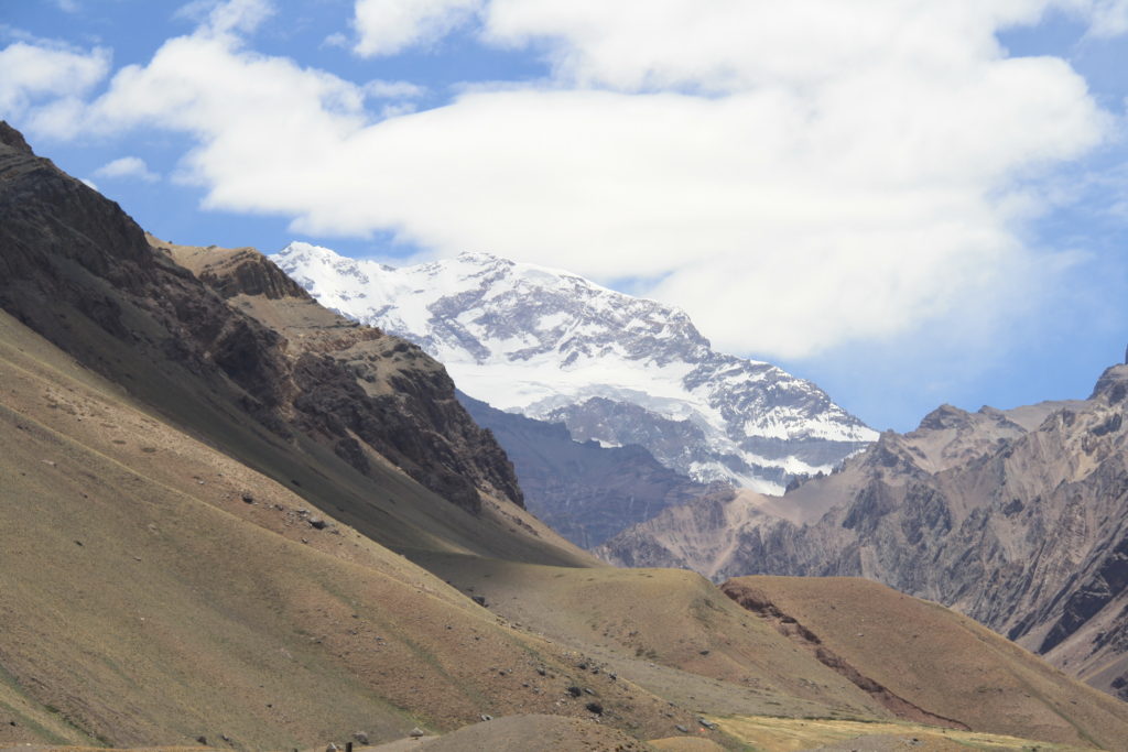 De Aconcagua vanaf de mirador naast de ingang van het Provinciaal Park